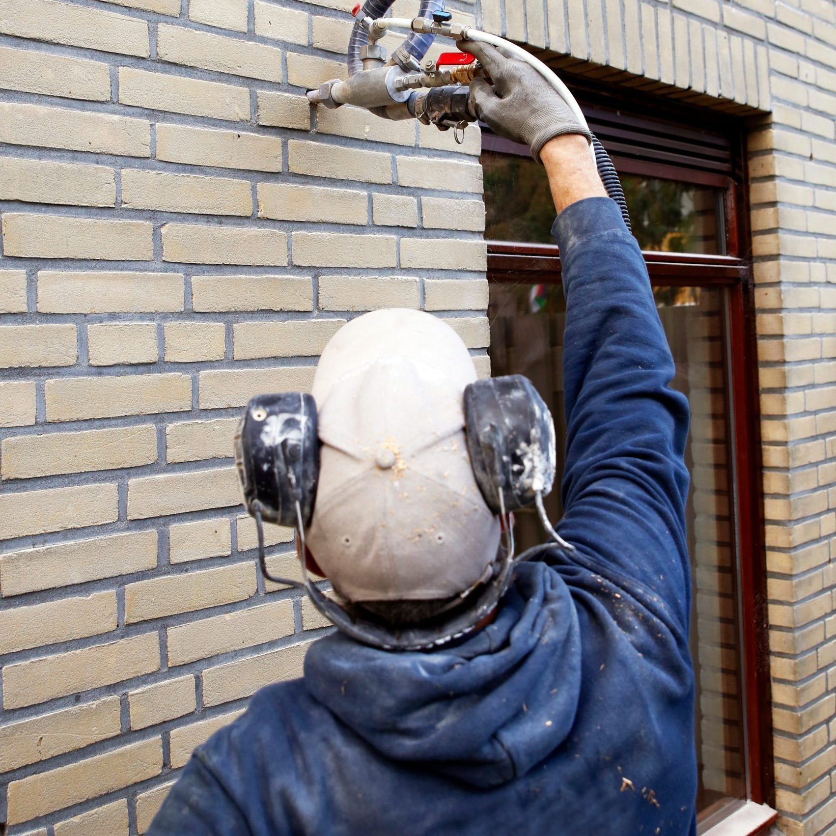 cavity wall insulation